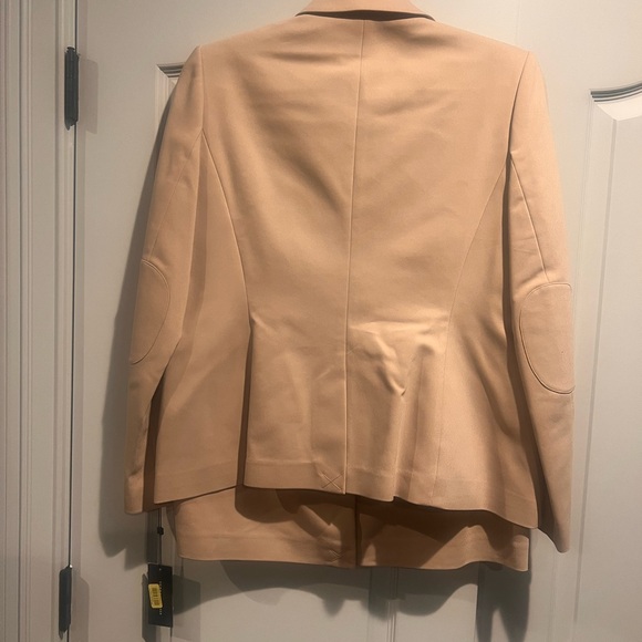 Tommy Hilfiger Tan Blazer w/skirt suit (2-pieces) - Picture 4 of 5